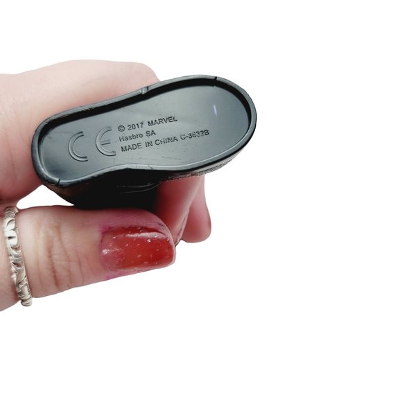 Set of 2 11" Marvel Action Figures | Thor w Eye Patch Ironman in Suit by Hasbro - Picture 4 of 5